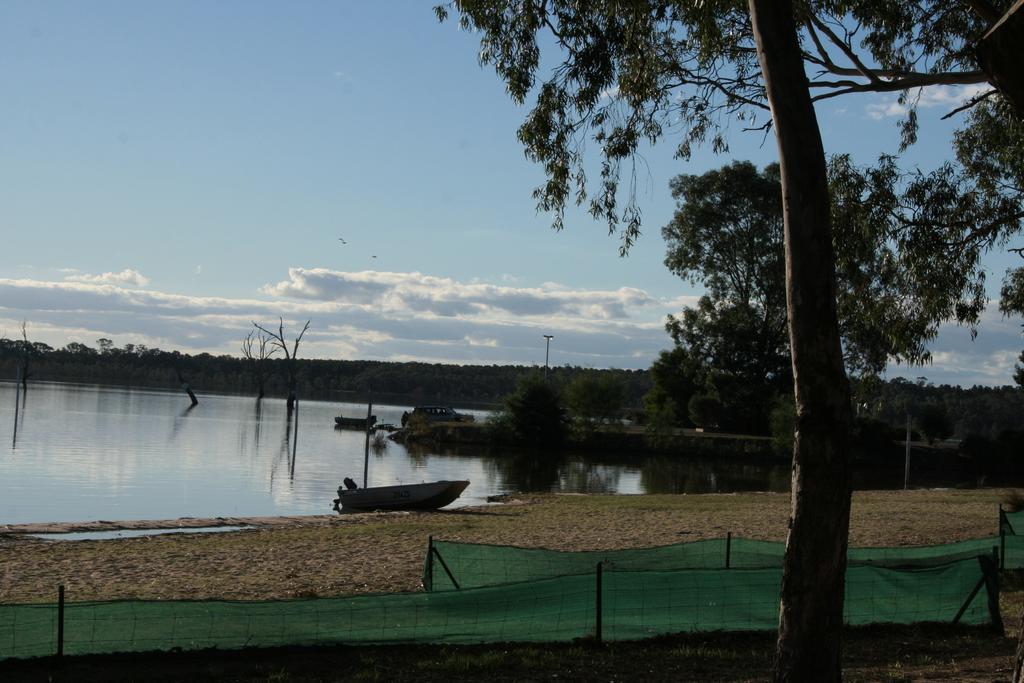 Lake Fyans Holiday Park Экстерьер фото