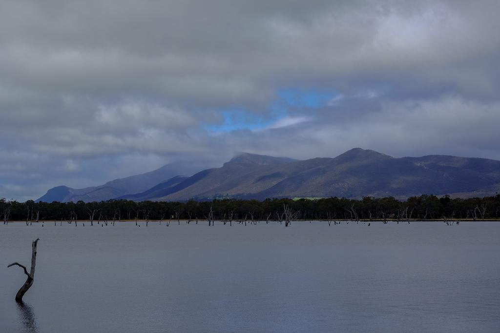 Lake Fyans Holiday Park Экстерьер фото